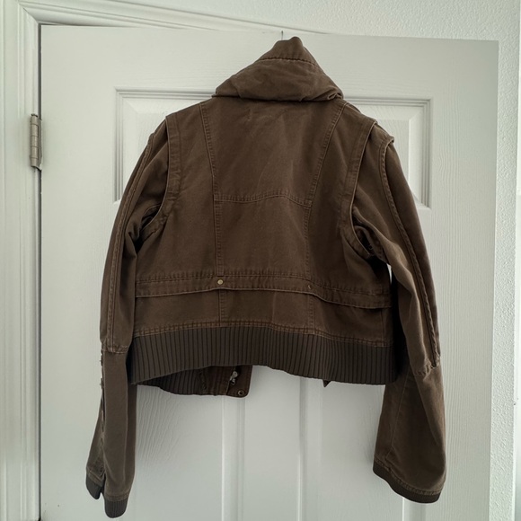 Very Versatile Army Green Jacket - Picture 2 of 10